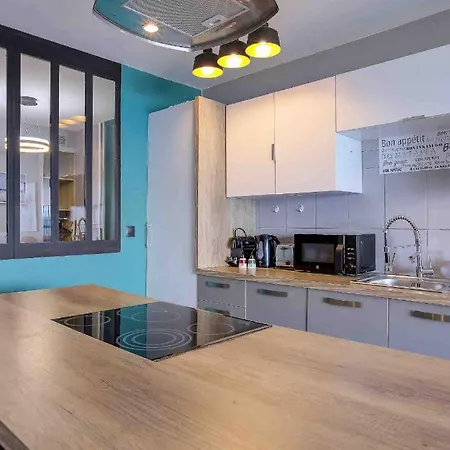 Apartman Flat Design With Sea View Promenade Des